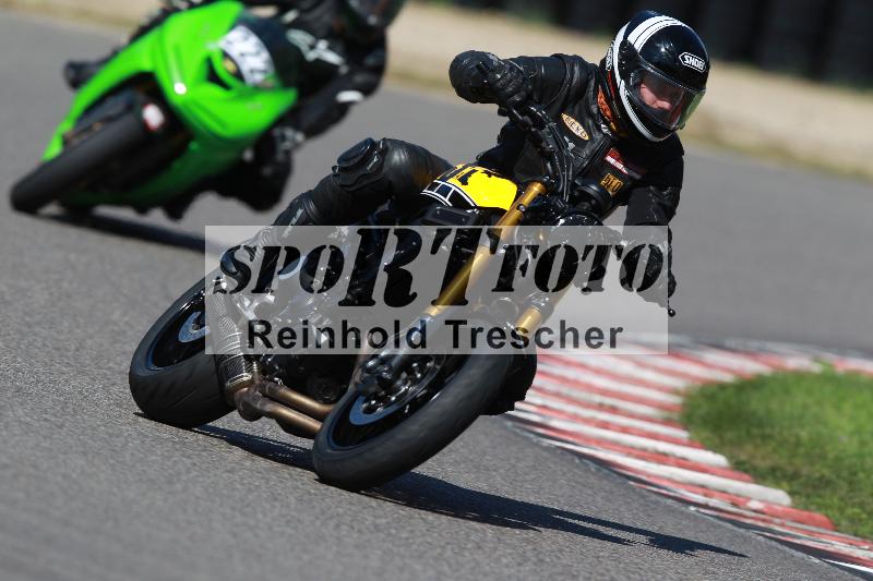 /Archiv-2022/64 19.09.2022.09 Plüss Moto Sport Yamaha Fun Day ADR/Einsteiger/33